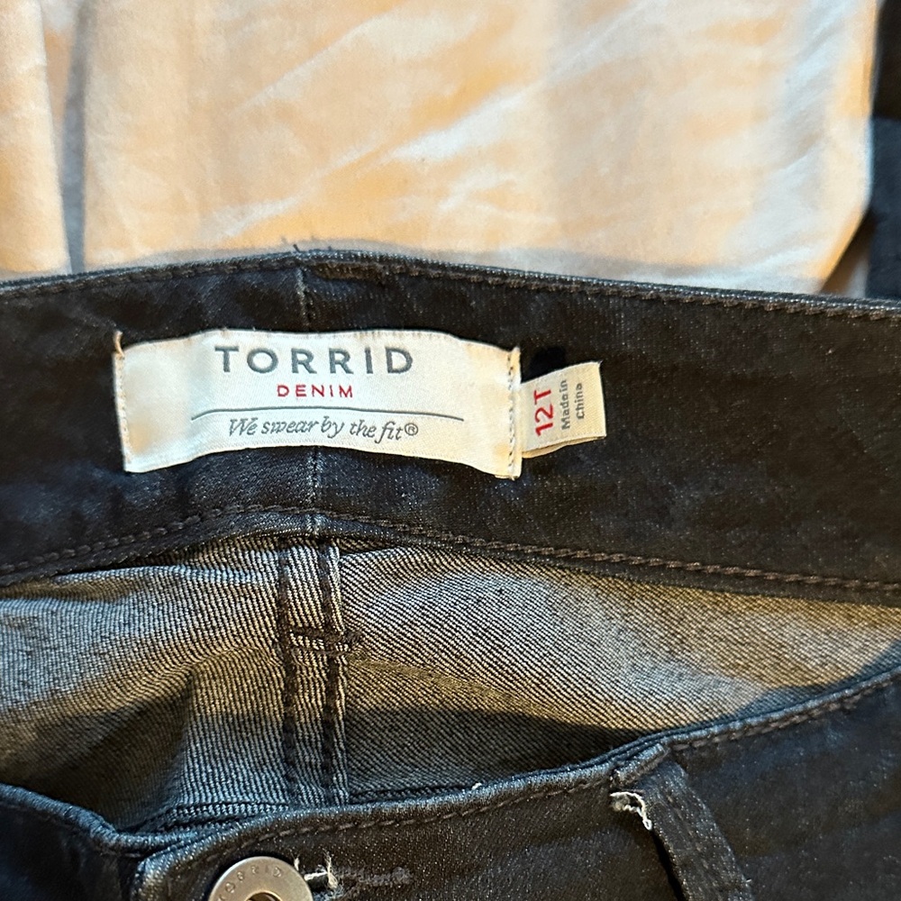 torrid Black Women's Jeggings - Picture 2 of 4